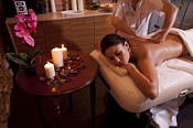 Pradesa massage session and a consultation of doctor of ayurveda – as a gift!