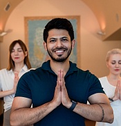 Аганда йога - открытые занятия для новых гостей