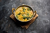 СOOKING WORKSHOP. HOW TO PREPAIRE WILDLY POPULAR INDIAN DISH "DAL CURRY WITH SPINACH"